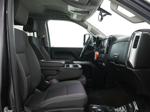 Used 2016 Chevrolet Silverado 2500 LT w/ LT Convenience Package AWD/4WD image 11