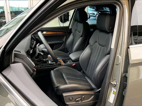 Certified 2023 Audi Q5 2.0T Premium Plus w/ Premium Plus Package image 7