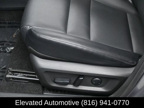 Used 2023 Nissan Rogue SV w/ SV Premium Package image 15