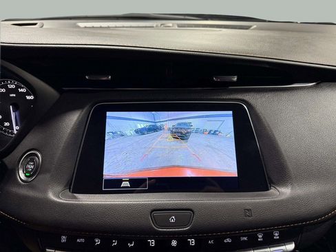 Used 2021 Cadillac XT4 Sport image 14