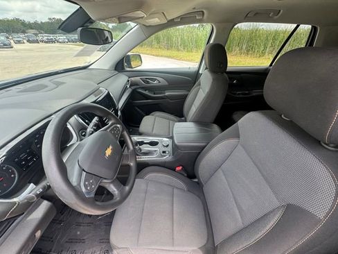 Used 2021 Chevrolet Traverse LS FWD image 28