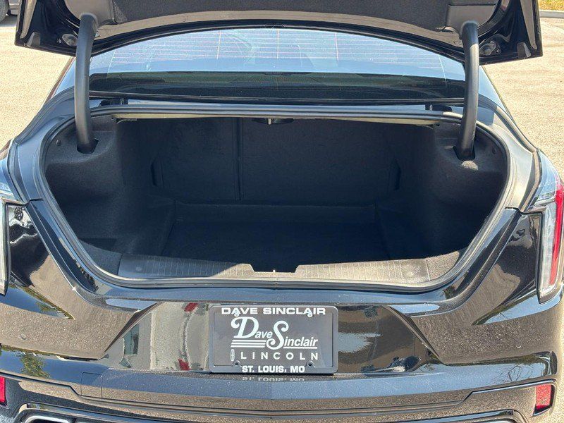 Used 2022 Cadillac CT4 V w/ Navigation Package AWD/4WD image 9