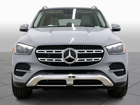 New 2026 Mercedes-Benz GLE 450e 4MATIC image 3