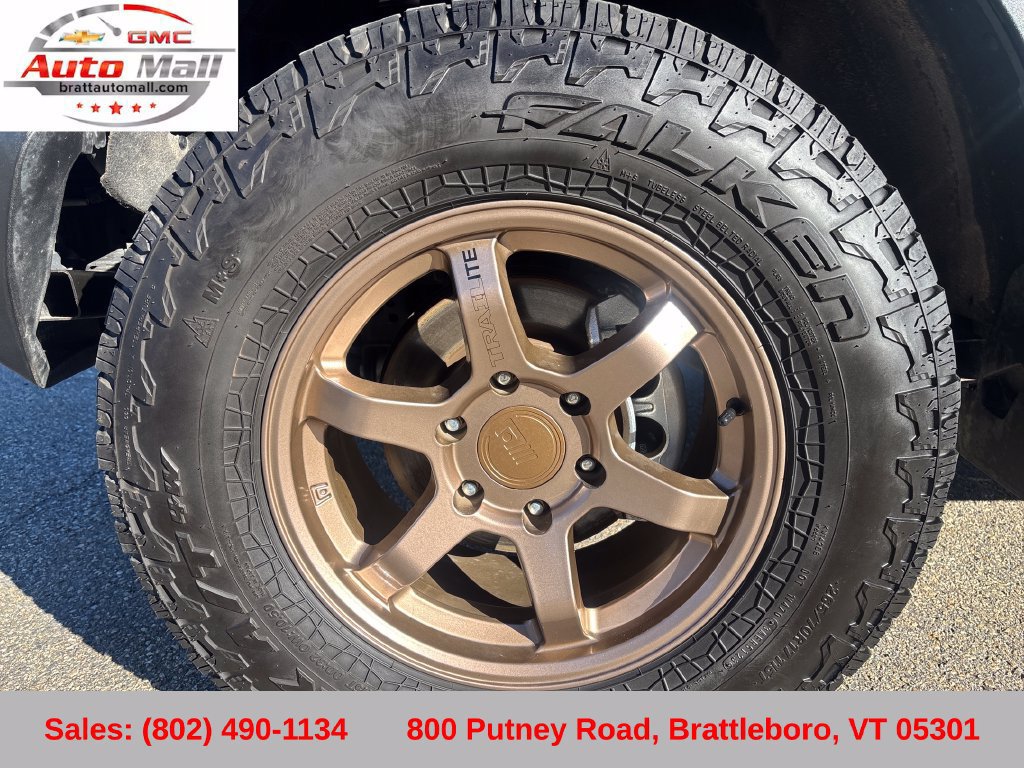 Used 2022 Ford Bronco 4-Door AWD/4WD image 26
