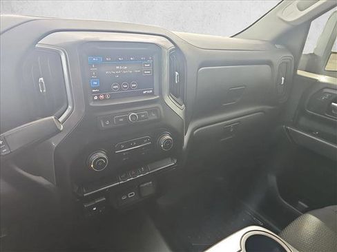 Used 2021 Chevrolet Silverado 2500 W/T w/ WT Convenience Package image 15