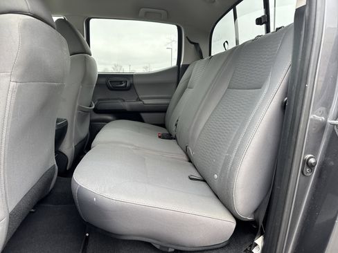 Used 2019 Toyota Tacoma SR w/ SR Convenience Package image 26