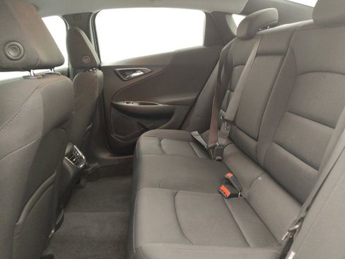 Used 2021 Chevrolet Malibu LT image 18