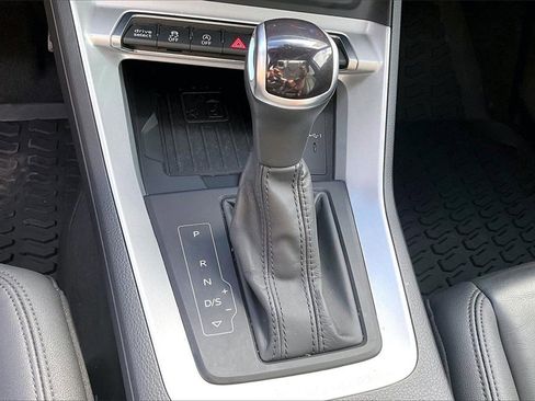 Certified 2023 Audi Q3 2.0T Premium Plus w/ Premium Plus Package image 28