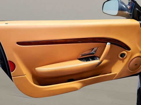 Used 2013 Maserati GranTurismo Sport image 24