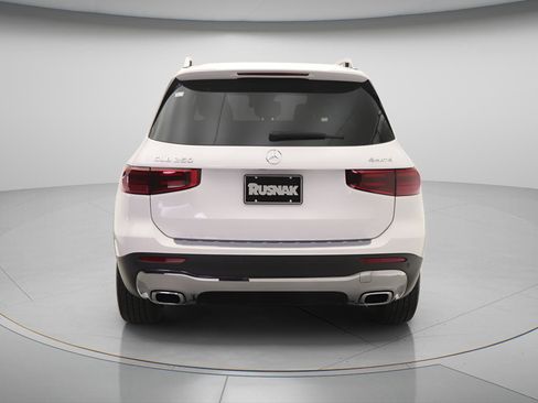 New 2026 Mercedes-Benz GLB 250 4MATIC image 3
