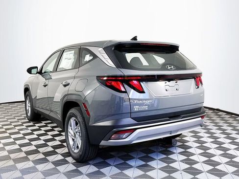 New 2026 Hyundai Tucson SE image 4