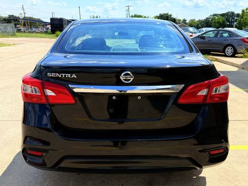 Used 2019 Nissan Sentra S image 7