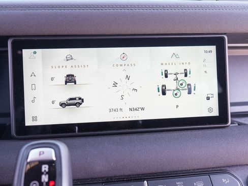 Used 2023 Land Rover Defender 90 X-Dynamic SE image 46