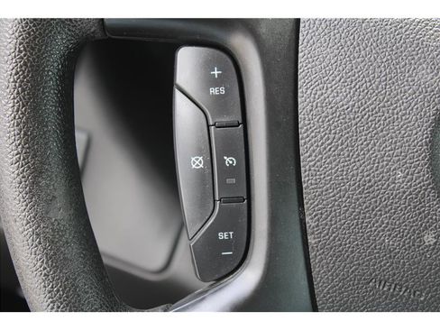 Used 2015 Chevrolet Express 3500 RWD image 15
