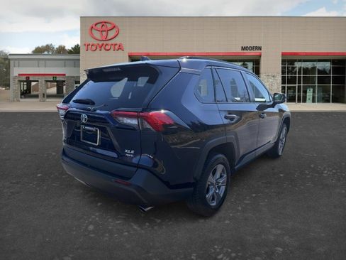 Certified 2024 Toyota RAV4 XLE w/ Convenience Package image 5