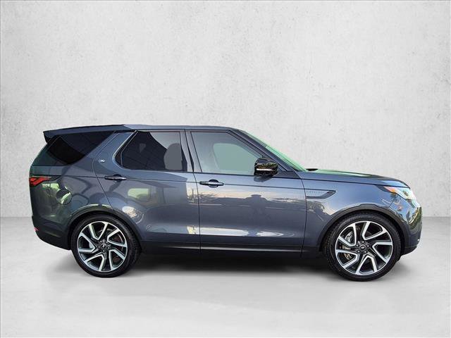 Used 2025 Land Rover Discovery S AWD/4WD image 4