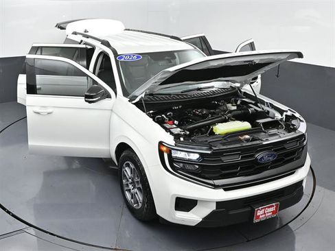 Certified 2026 Ford Expedition Active AWD/4WD image 44