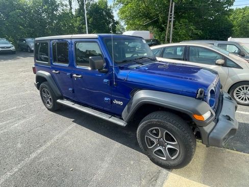Used 2019 Jeep Wrangler Unlimited Sport S AWD/4WD image 6