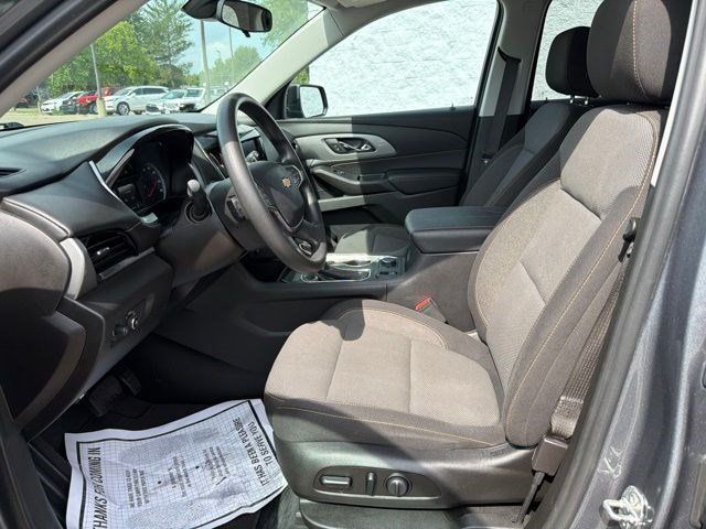 Used 2021 Chevrolet Traverse LS AWD/4WD image 12
