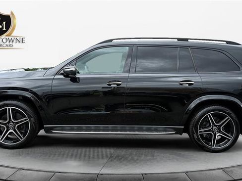 Used 2024 Mercedes-Benz GLS 450 4MATIC w/ Pinnacle Trim Package image 2