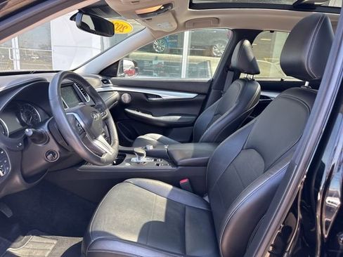 Used 2020 INFINITI QX50 Sensory w/ Proactive Package AWD/4WD image 8