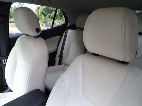 Used 2023 Buick Encore GX Preferred w/ Cold Weather Comfort Package image 16