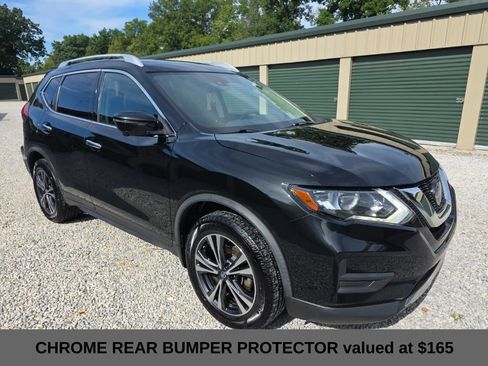Used 2019 Nissan Rogue SV w/ Sun & Sound Touring Package AWD/4WD image 9