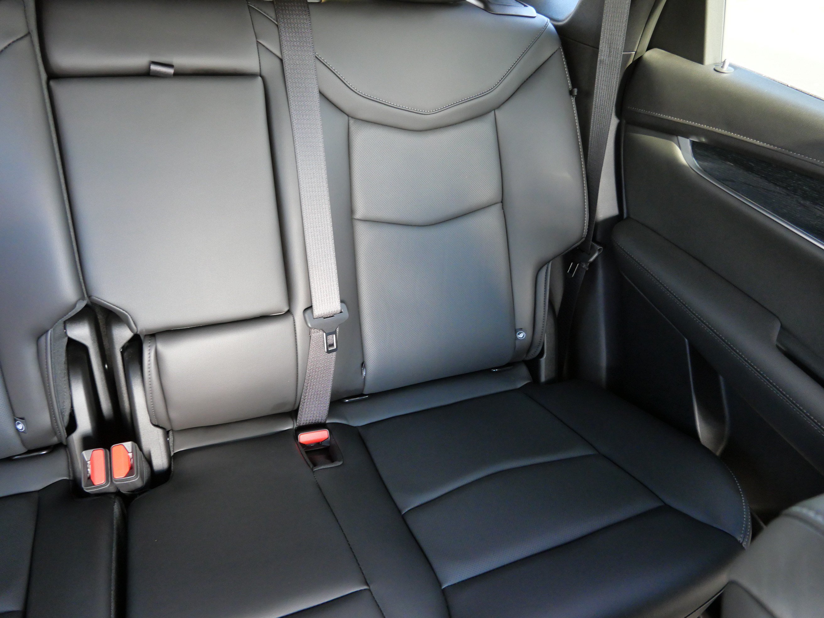 Used 2026 Cadillac XT5 Premium Luxury w/ LPO, Floor Liner Package AWD/4WD image 14