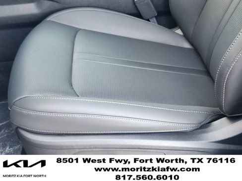 New 2026 Kia Sorento S FWD image 17