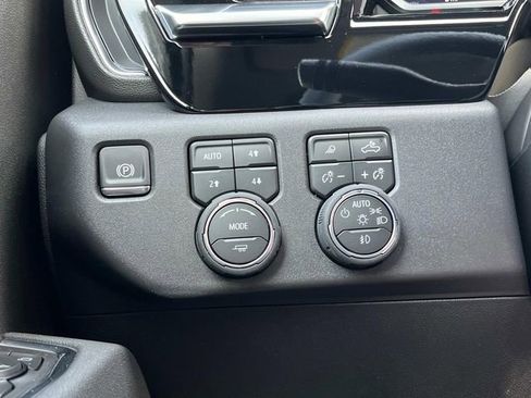 New 2026 Chevrolet Silverado 1500 LT Trail Boss w/ LT Trail Boss Premium Package AWD/4WD image 34