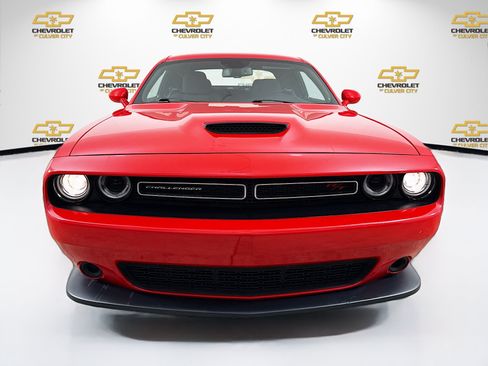 Used 2023 Dodge Challenger R/T RWD image 2