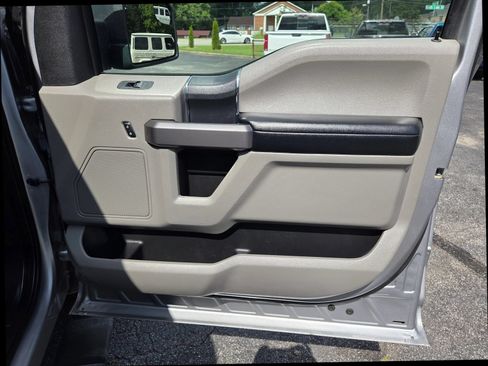 Used 2020 Ford F150 XLT RWD image 23
