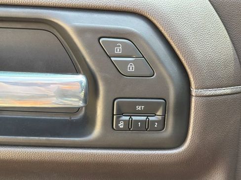Used 2022 GMC Sierra 1500 SLT AWD/4WD image 23