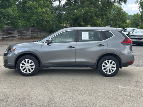 Used 2018 Nissan Rogue S AWD/4WD image 4