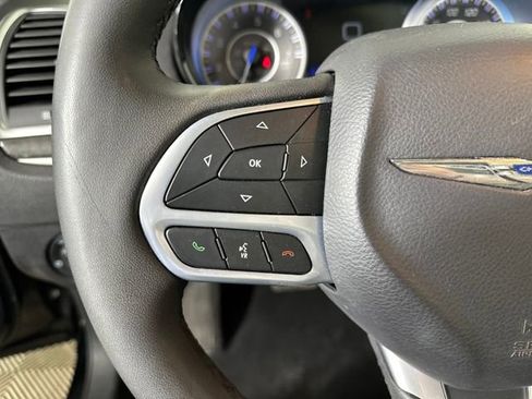 Used 2023 Chrysler 300 Touring L w/ Popular Equipment Group image 15