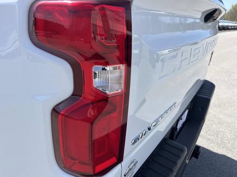 Used 2024 Chevrolet Silverado 1500 LT Trail Boss w/ Protection Package AWD/4WD image 10