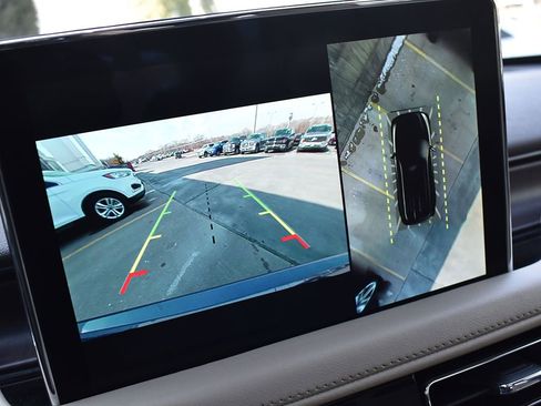 Used 2021 Lincoln Aviator Grand Touring w/ Equipment Group 301A image 21