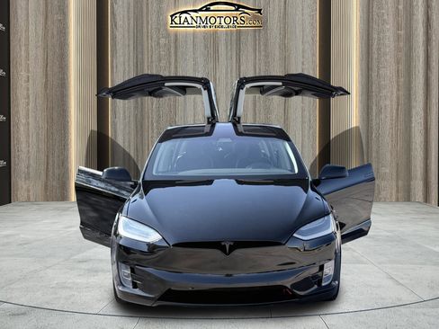 Used 2018 Tesla Model X P100D image 10