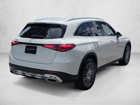 Certified 2026 Mercedes-Benz GLC 300 image 5