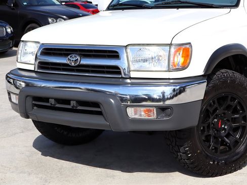 Used 1999 Toyota 4Runner SR5 w/ Upgrade Value Pkg 2 RWD image 11