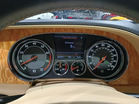Used 2014 Bentley Flying Spur W12 AWD/4WD image 22