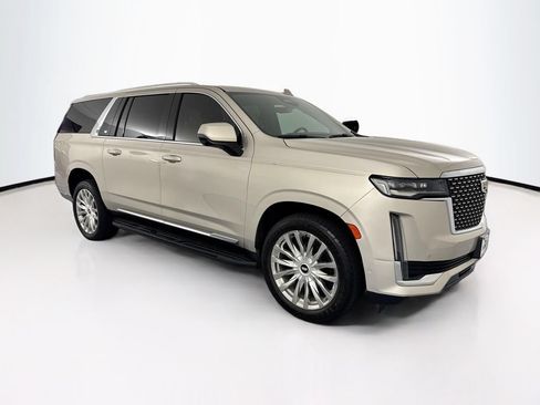 Used 2021 Cadillac Escalade ESV Premium Luxury w/ Performance Package RWD image 3