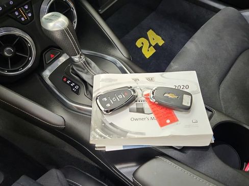 Used 2020 Chevrolet Camaro SS RWD image 40