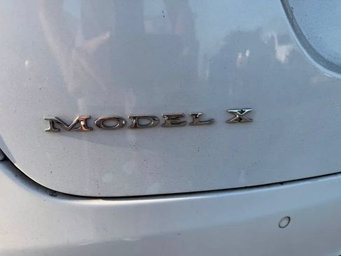 Used 2018 Tesla Model X 100D AWD/4WD image 27