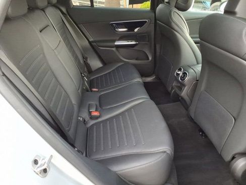 Certified 2024 Mercedes-Benz GLC 300 4MATIC image 20