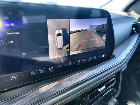 New 2026 Chevrolet Tahoe Premier image 16