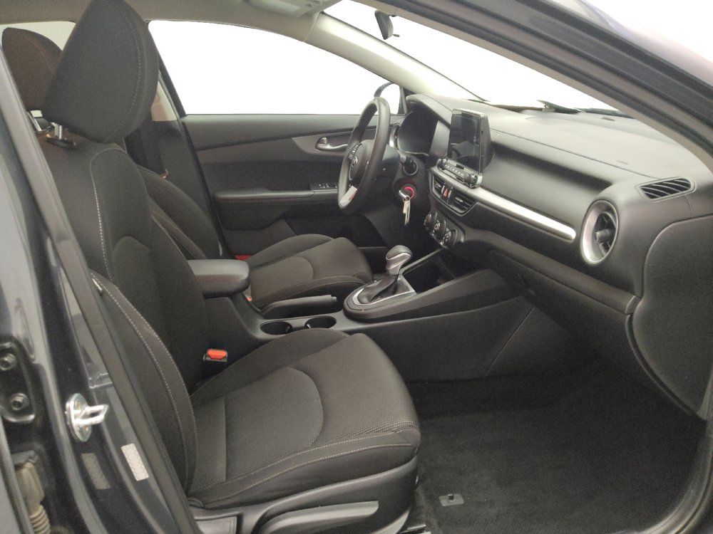 Used 2021 Kia Forte LXS FWD image 21