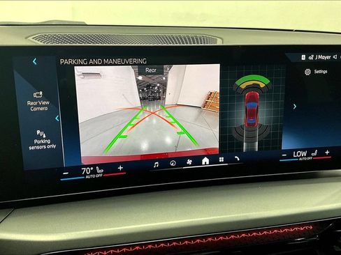 New 2025 BMW 230i Coupe w/ Convenience Package RWD image 16