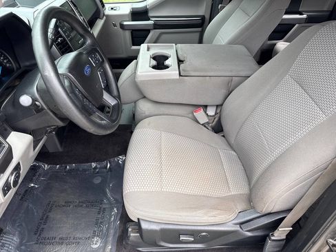 Used 2017 Ford F150 XLT AWD/4WD image 11