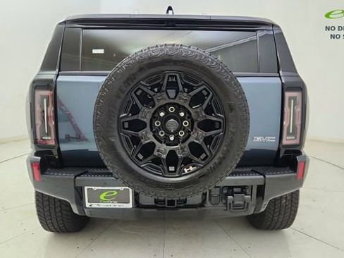 Used 2025 GMC Hummer EV 3X w/ LPO, Illumination Package AWD/4WD image 5